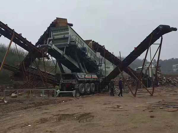 四川國產(chǎn)重錘破碎機種類