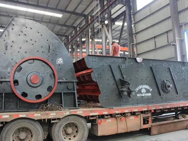 江西小型可重錘破碎機設(shè)計案例