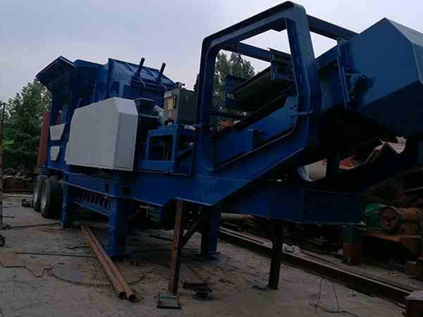 中小型移動(dòng)式破碎機(jī)移動(dòng)破碎站